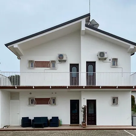 Apartment Cellini - Carraro Immobiliare *